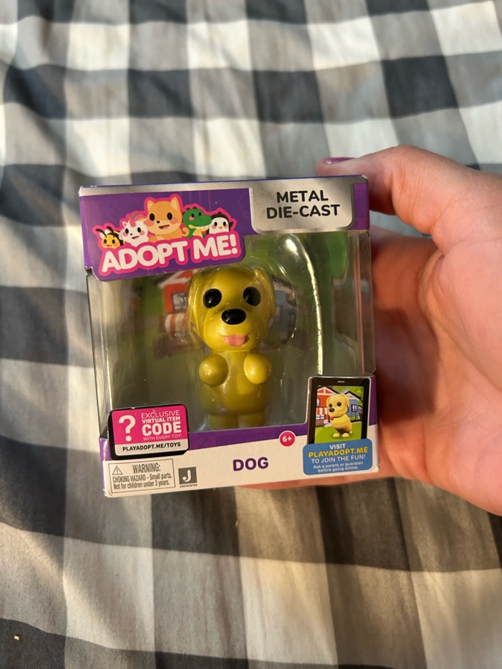 Metal Die-Cast Yellow Dog Figure - Adopt Me Brand